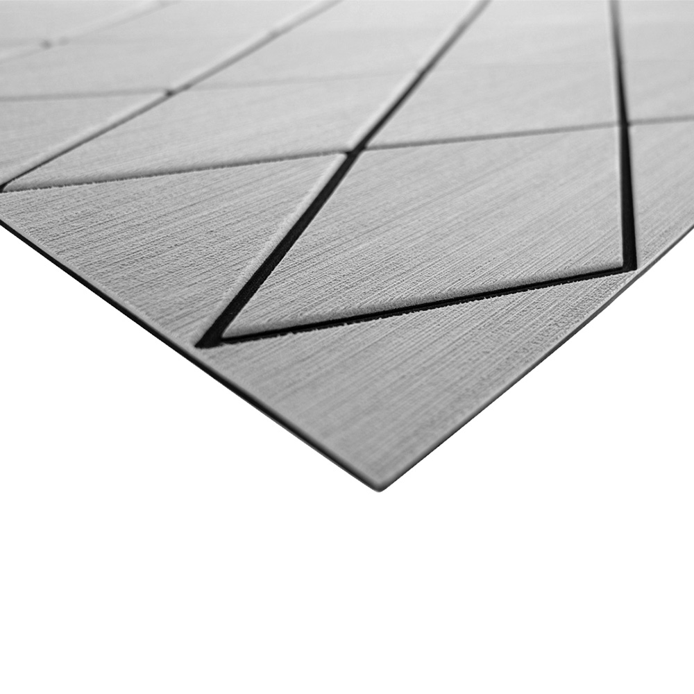 SeaDek 40″ x 80″ 6mm Two Color Diamond Full Sheet – Brushed Texture – Storm Grey/Black (1016mm x 2032mm x 6mm) SeaDek 40″ x 80″ 6mm Two Color Diamond Full Sheet – Brushed Texture – Storm Grey/Black (1016mm x 2032mm x 6mm)