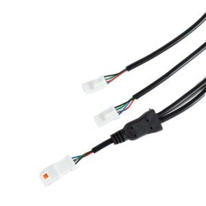 Aquatic AV RGB HRB Y-Adapter 1 Female – 2 Male